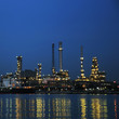 © hin255 - Oil petroleum plant