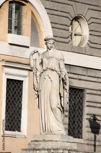 Fotografia, Obraz Allegorical statue of Spring in Rome, Italy