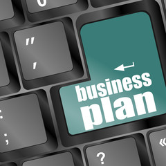 Leinwandbilder - business plan word key on computer keyboard