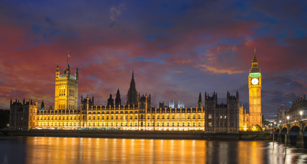 Wall Mural - Big Ben and House of Parliament at River Thames International La