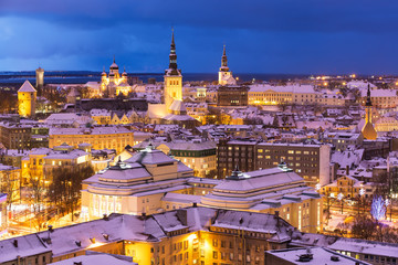 Canvas Print - Winter night aerial scenery of Tallinn, Estonia