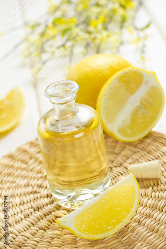 Naklejka nad blat kuchenny lemon oil