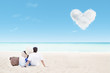 © Creativa Images - Romantic time at beach