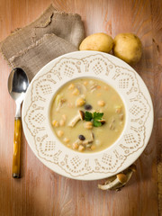 Canvas Print - soup with chickpeas mushroom and potatoes, vegetarian food