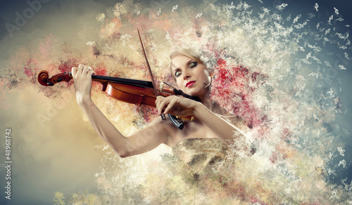 Obraz w ramie Gorgeous woman playing on violin
