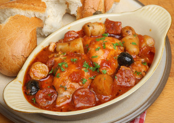 Canvas Print - Spanish Chicken Casserole with Bread