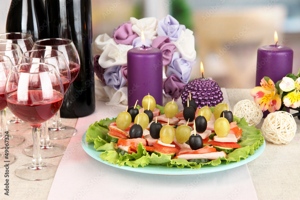 Canapes and wine in restaurant