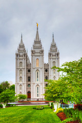 Wall Mural - Mormons' Temple in Salt Lake City, UT