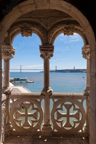 Naklejka na drzwi Tagus river seen through a balcony of Belem tower. Lisboa