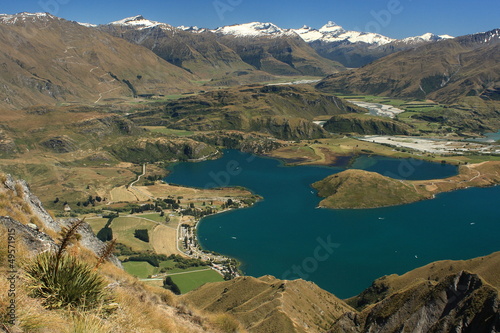 Valokuva aerial view of lake Wanaka with Mt Aspiring