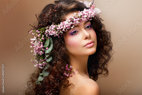 Naklejka dekoracyjna Nymph. Sensual Brunette with Garland of Flowers looks like Angel