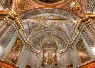 interieur d'eglise corse (eglise st joseph)