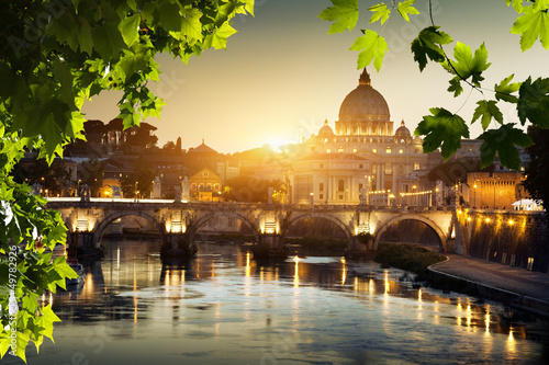 Naklejka - mata magnetyczna na lodówkę view on Tiber and St Peter Basilica in Vatican