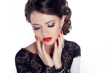 beautiful woman with evening make-up. jewelry and beauty. fashio