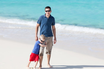 Canvas Print - family at the beach