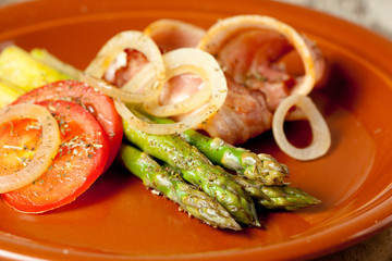 Wall Mural - Grilled asparagus with ham and cheese