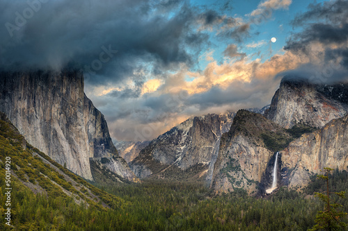 Photo Tunnel View during a clearing storm with the moon rising