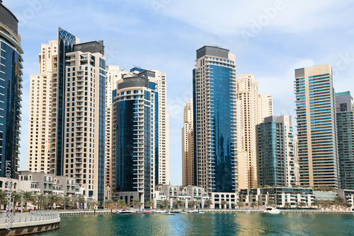 Naklejka na szybę Dubai marina