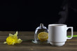 Filiżanka herbaty i cytryna