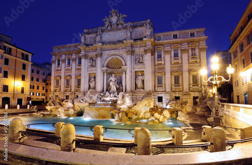 Dekoracja na wymiar  fontanna-di-trevi-rzym