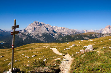 Canvas Print - Wanderweg - Dolomiten - Alpen