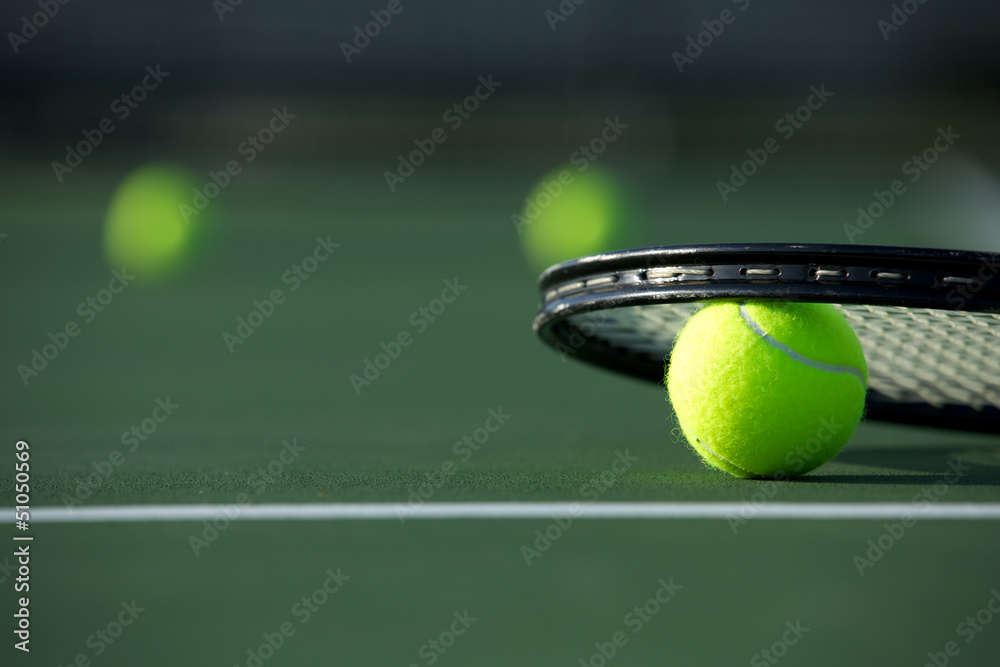 Tennis Ball and Racket - obrazy, fototapety, plakaty 