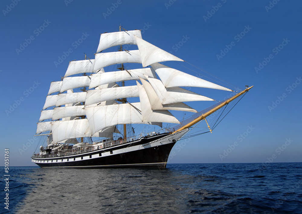 Sailing ship - obrazy, fototapety, plakaty 