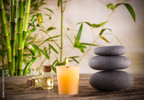 Fototapeta na wymiar Spa still life with aromatic candle