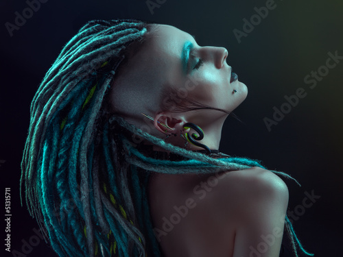 Naklejka - mata magnetyczna na lodówkę Young woman with dreadlocks