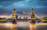 Fototapeta Londyn - Tower bridge sunset