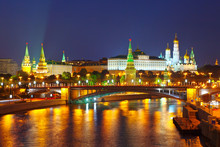   Moscow Kremlin  And   Moskva River In Night. Russia