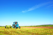 © hramovnick - Tractor on a farmer field