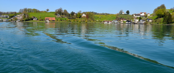 Wall Mural - suisse...lac des quatres cantons