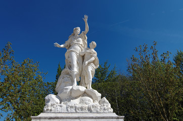 Canvas Print - statues du jparc , château de Versailles