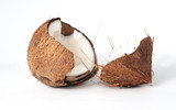 Fototapeta  - Rozłupany orzech kokosowy