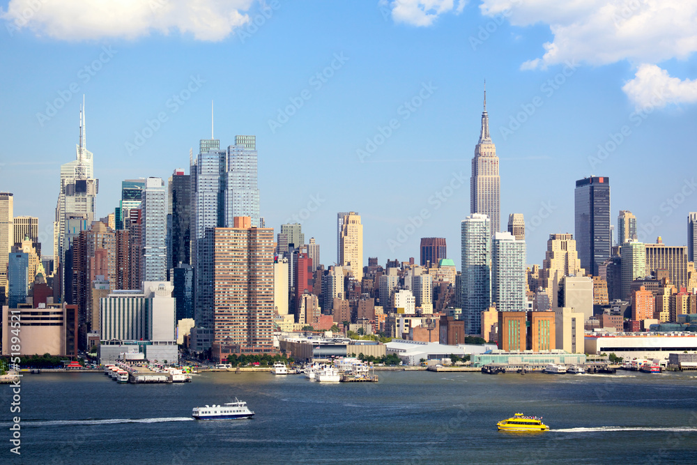 Manhattan Skyline over Hudson River, New York City - obrazy, fototapety, plakaty 