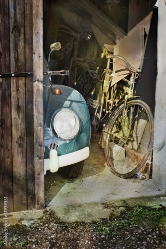 Obraz w ramie old car and bike