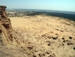 Landschaft im Sudan mit Ausgrabungen