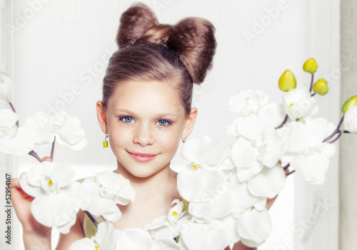 Fototapeta dla dzieci Portrait of a little fashion kid girl