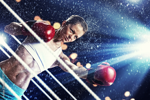 Naklejka dekoracyjna Young boxer woman