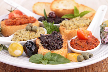 Canvas Print - assorted of toast with tapenade