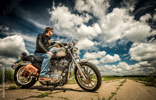 Naklejka - mata magnetyczna na lodówkę Biker on the road