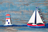 Fototapeta Łazienka - Sommerlicher Hintergrund aus Holz in Blau mit Segelboot