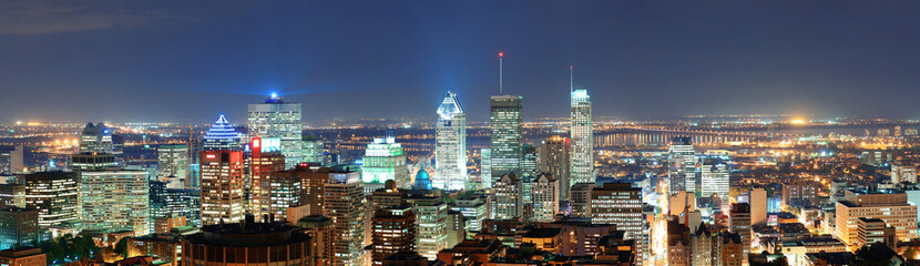 Fototapete - Montreal at dusk panorama