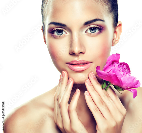 Naklejka dekoracyjna Beauty Portrait. Beautiful Spa Woman Touching her Face