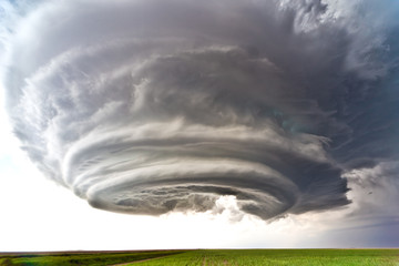 Wall Mural - Severe thunderstorm in the Great Plains