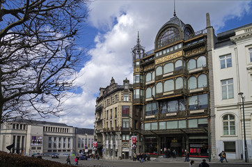 The facade of the building in Art Nouveau style.