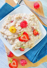 Poster - oat flakes with berries