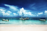Fototapeta Fototapety do łazienki - Caribbean beach and yachts