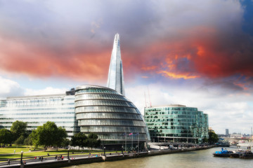 Canvas Print - New London city hall with Thames river, panoramic view from Towe